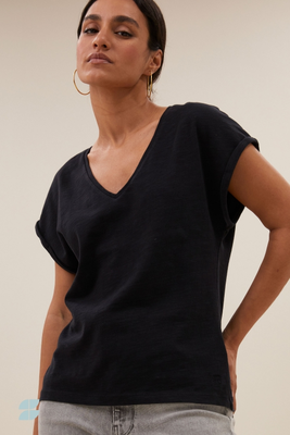 By-Bar | Momi logo top