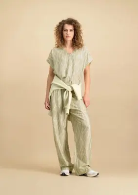 Circle of Trust | Hunter top