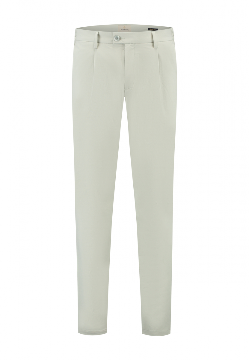 Dstrezzed | Ds_logan tech chino