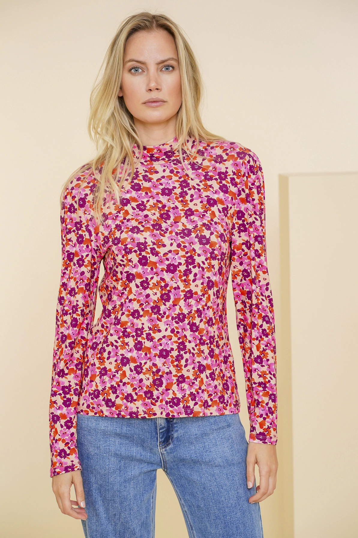 Geisha | T-shirt aop flowers