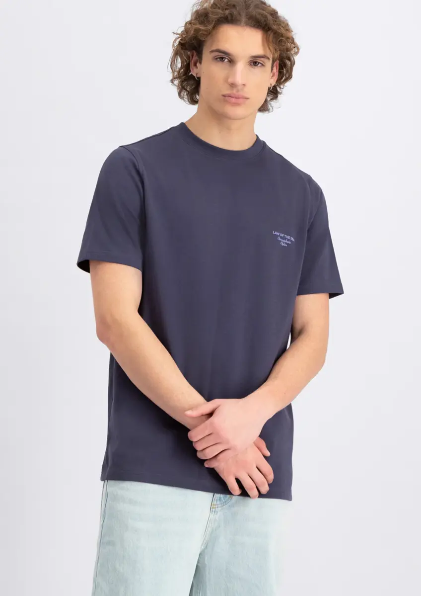 Law of the Sea | Atmosphere artwork tee