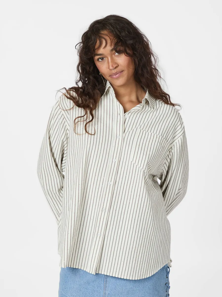 Neo Noir | Dalma crepe stone shirt