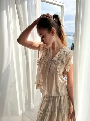 Neo Noir | Jayla s voile top