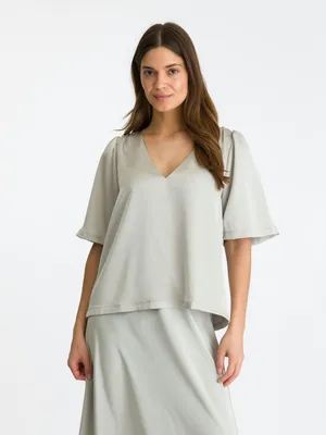 Neo Noir | Largo heavy sateen blouse