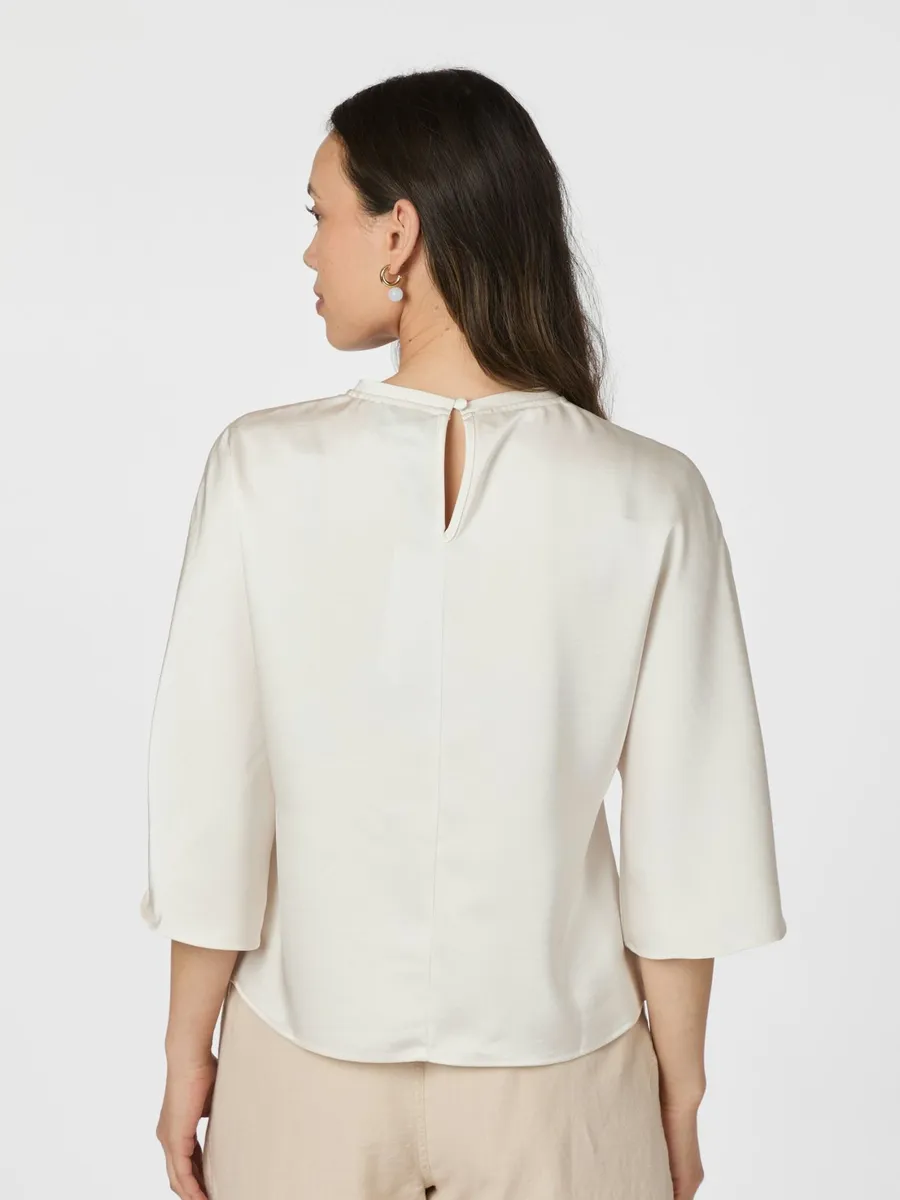 Neo Noir | Liora heavy sateen blouse