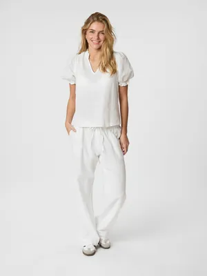 Neo Noir | Odesa linen blouse