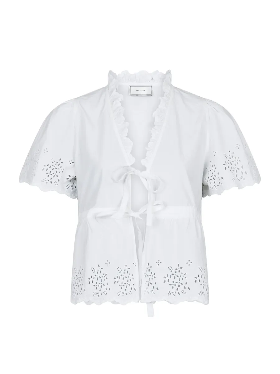 Neo Noir | Satsi embroidery blouse