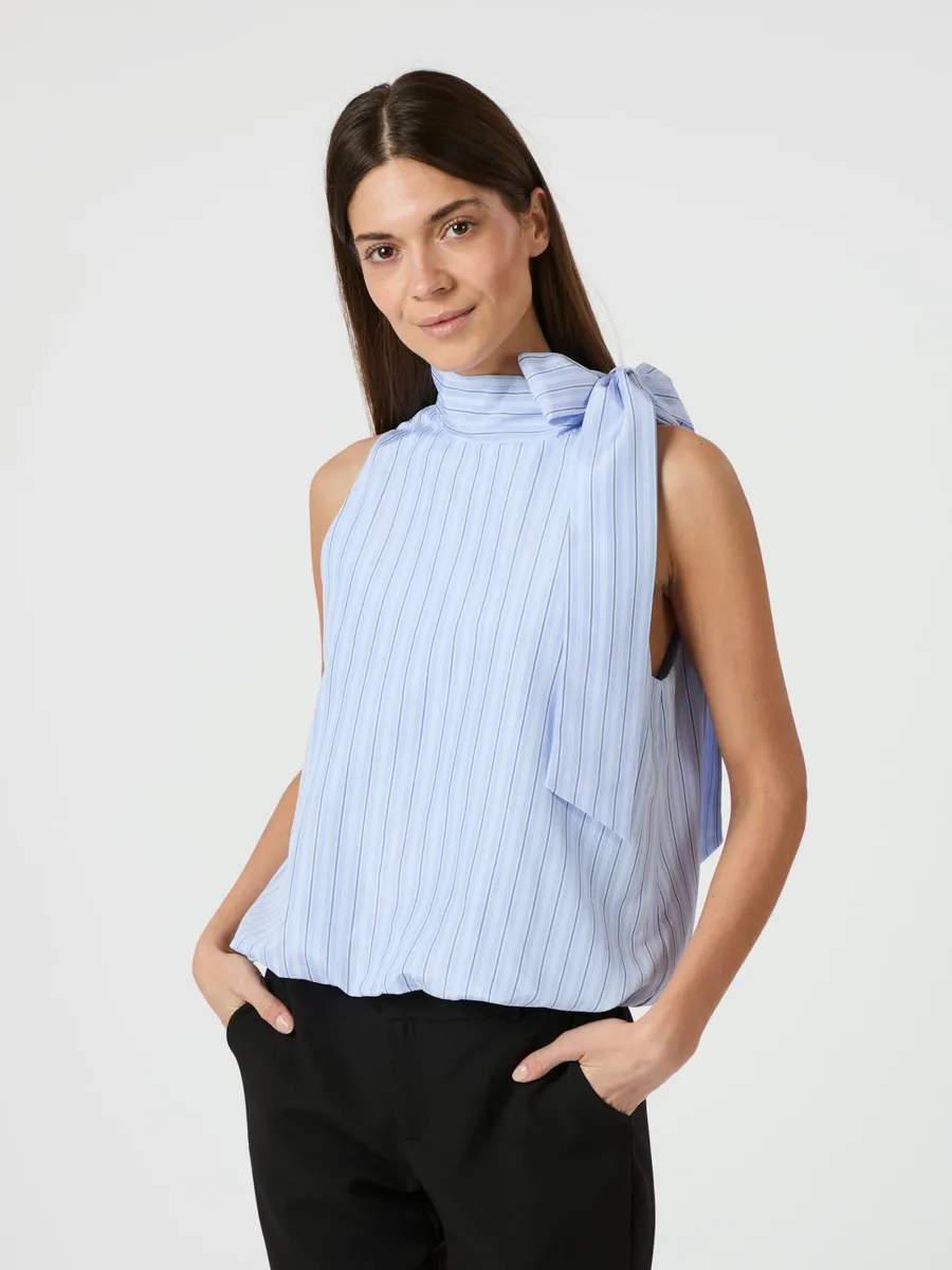 Neo Noir | Veda stripe top