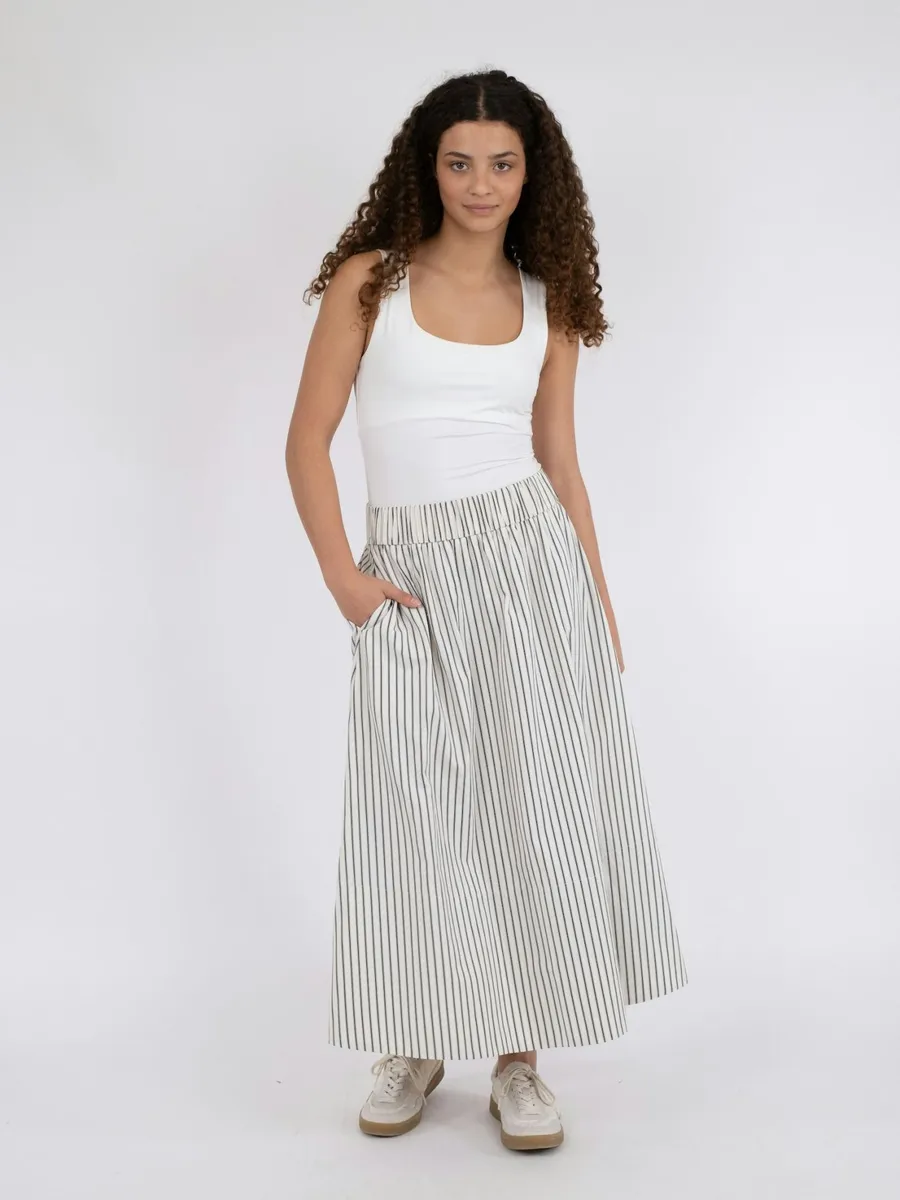 Neo Noir | Yara long stripe skirt