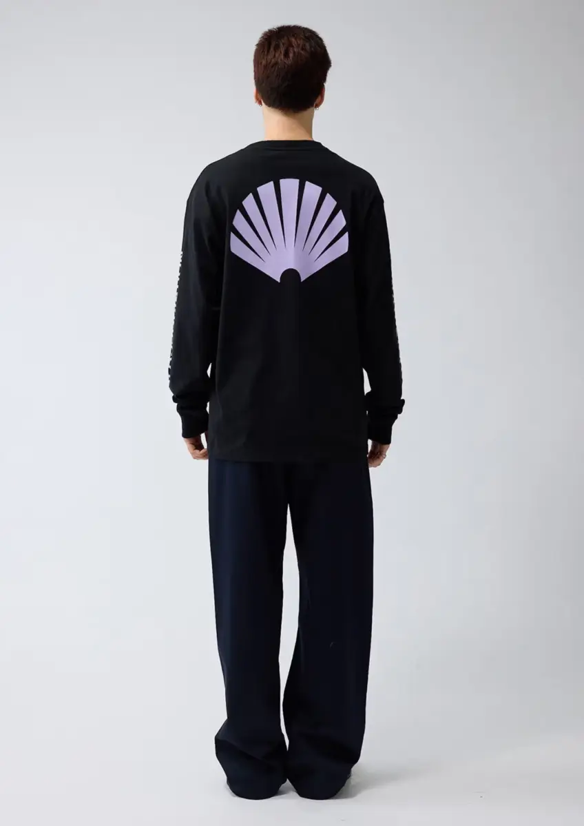 New Amsterdam | Logo longsleeve black purple