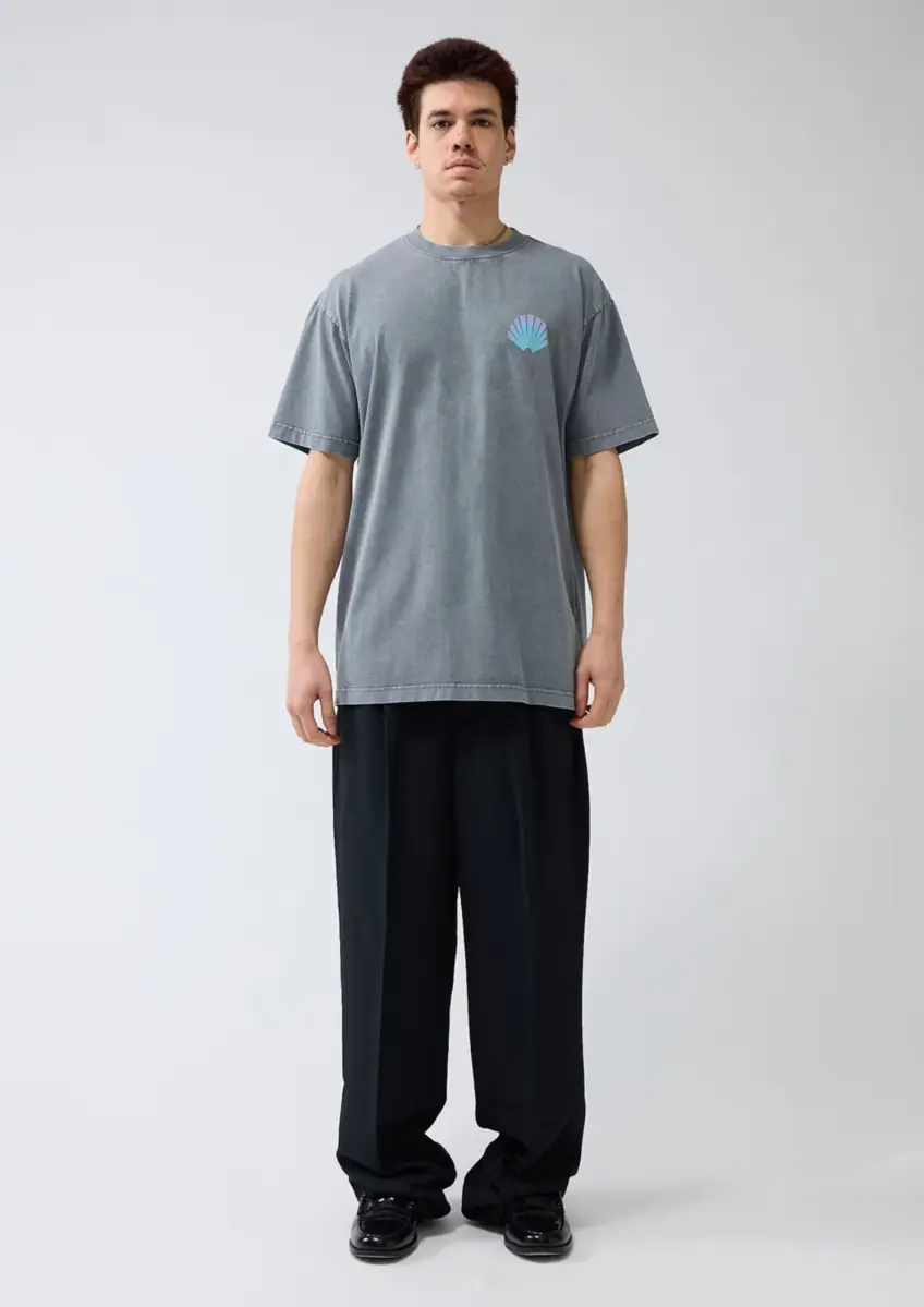 New Amsterdam | Logo tee grey