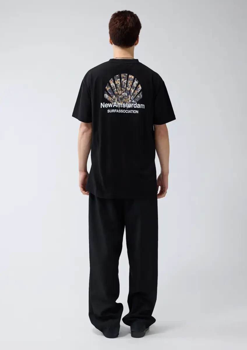 New Amsterdam | Seal logo tee black