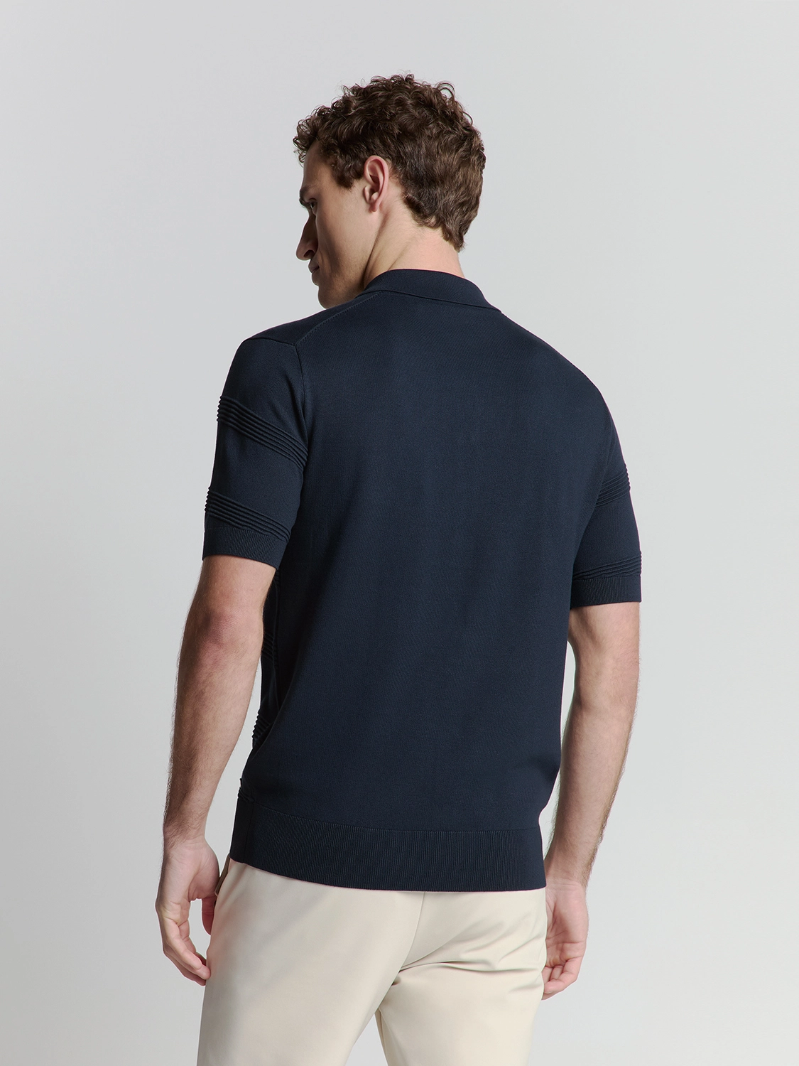 No Excess | Pullover short sleeve full button polo relief knit