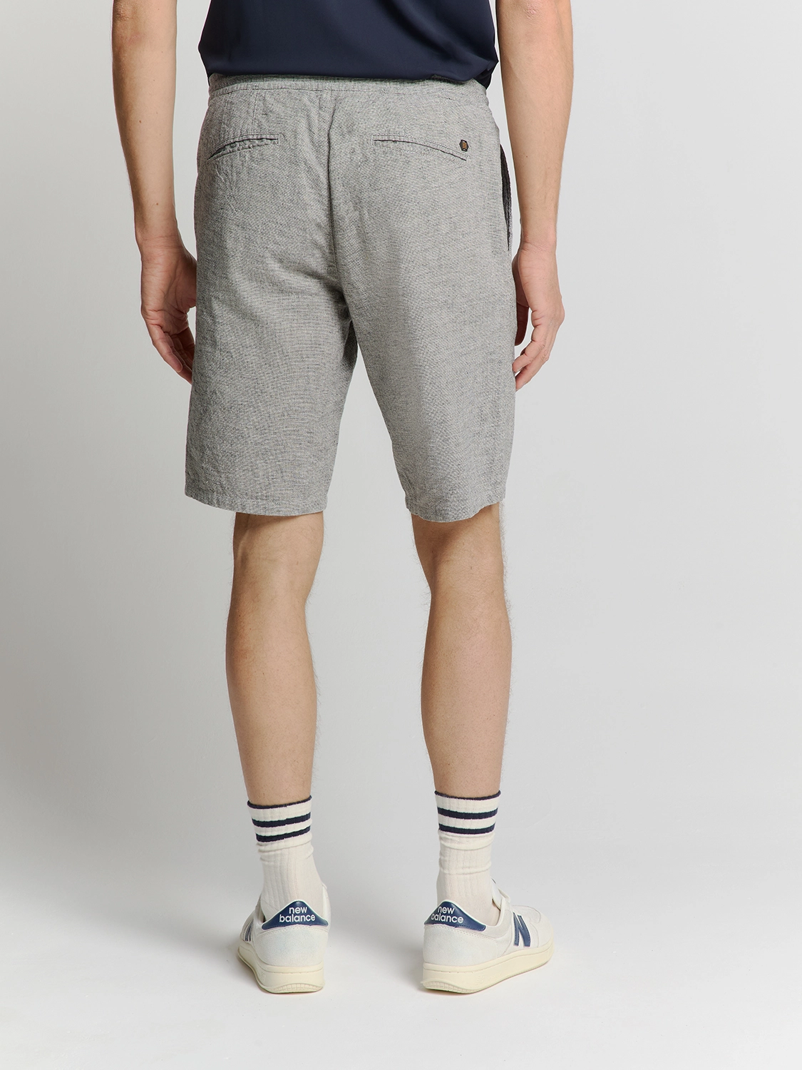 No Excess | Short with linen melange