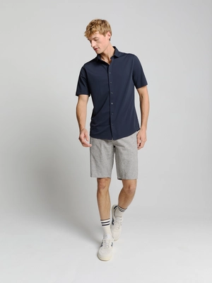 No Excess | Short with linen melange