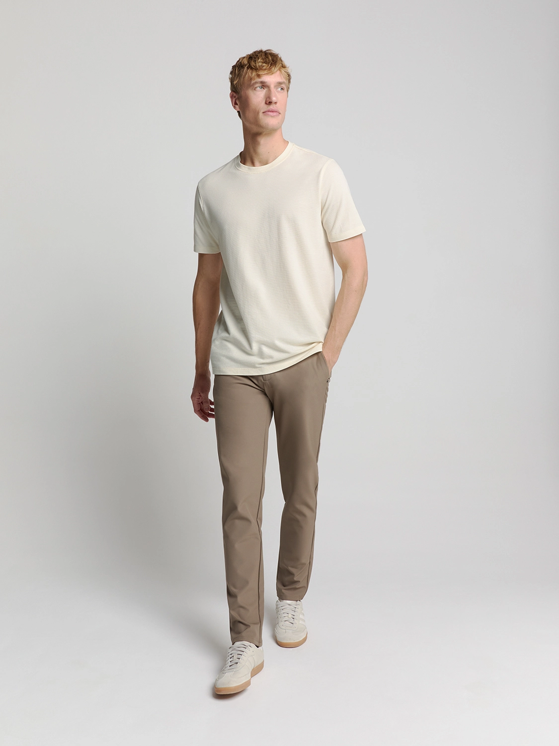 No Excess | T-shirt crewneck solid relief knit