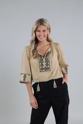 Nukus | Serena top camel