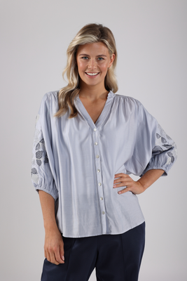 Nukus | Tina blouse embroidery