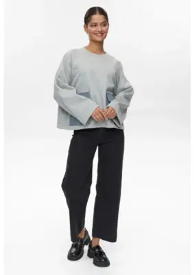 Numph | Nuzhelly sweat. numph