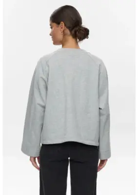 Nuzhelly sweat. n?mph