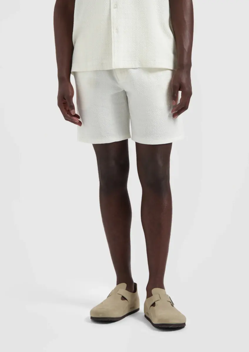 Olaf | Fine check shorts