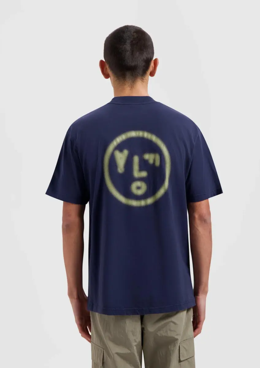 Olaf | pixelated face tee