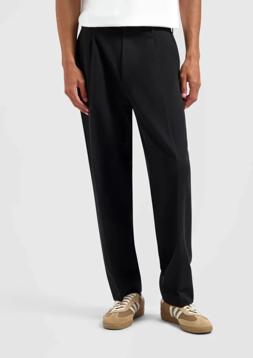 Olaf | Tailored pleated pants