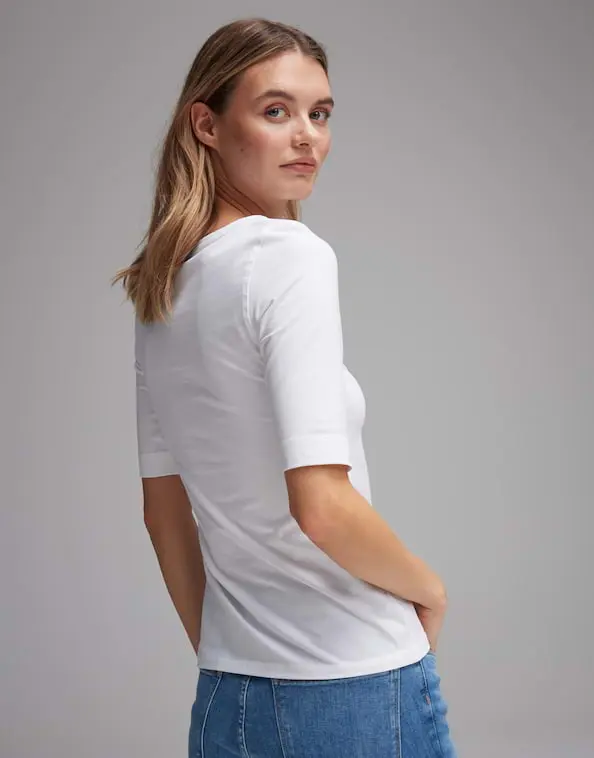 Opus | Sanika white