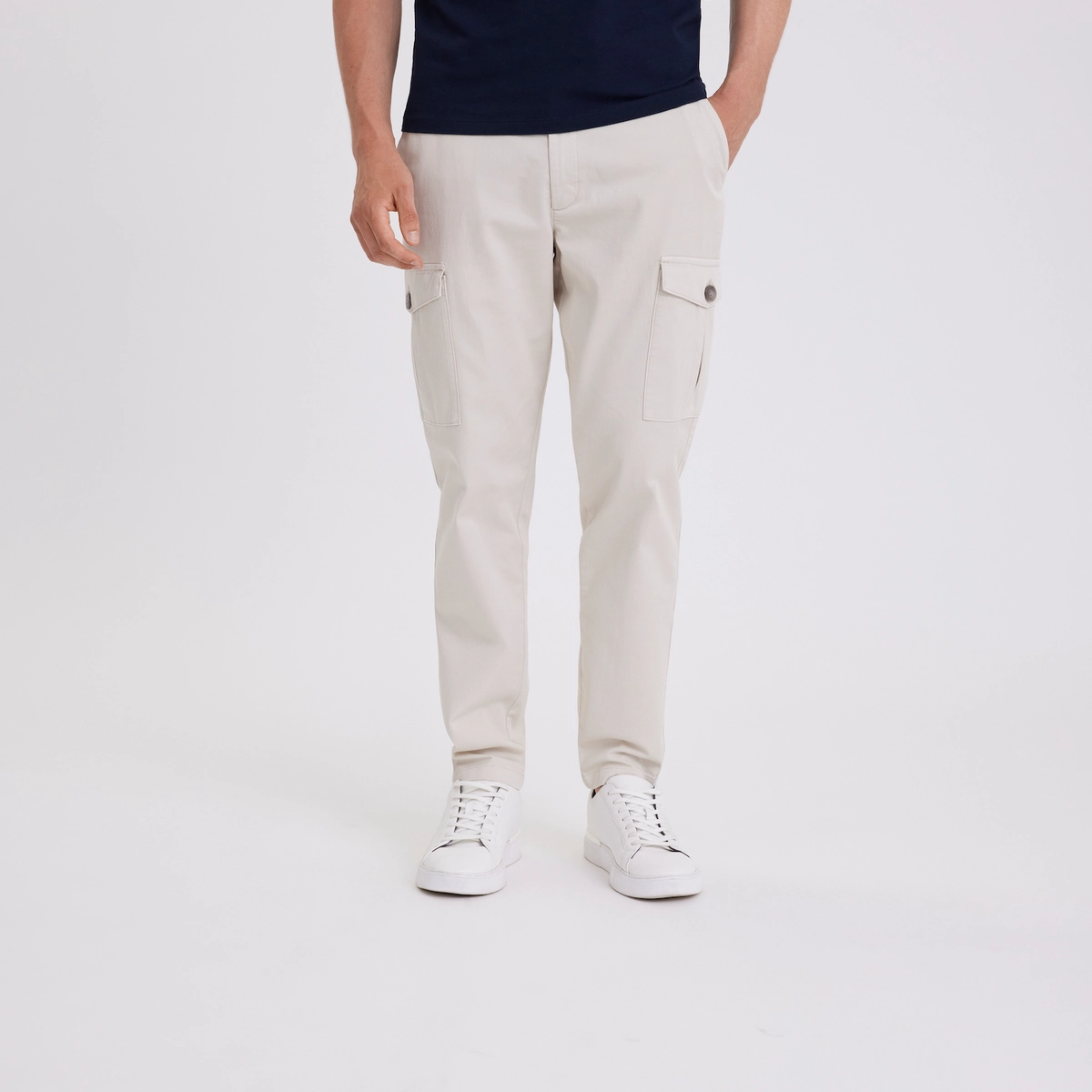 Plain | Hugopl 820 moonbeam
