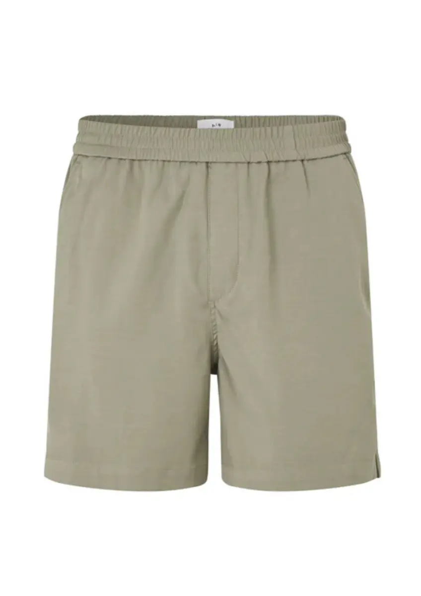 Plain | Turipl shorts 012 agave green