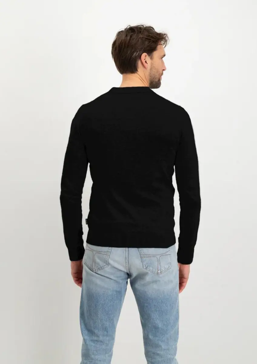 Saint Steve | BEREND BLACK