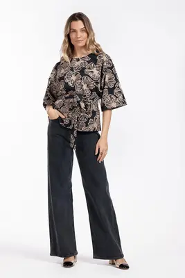 Studio Anneloes | Iren flower top